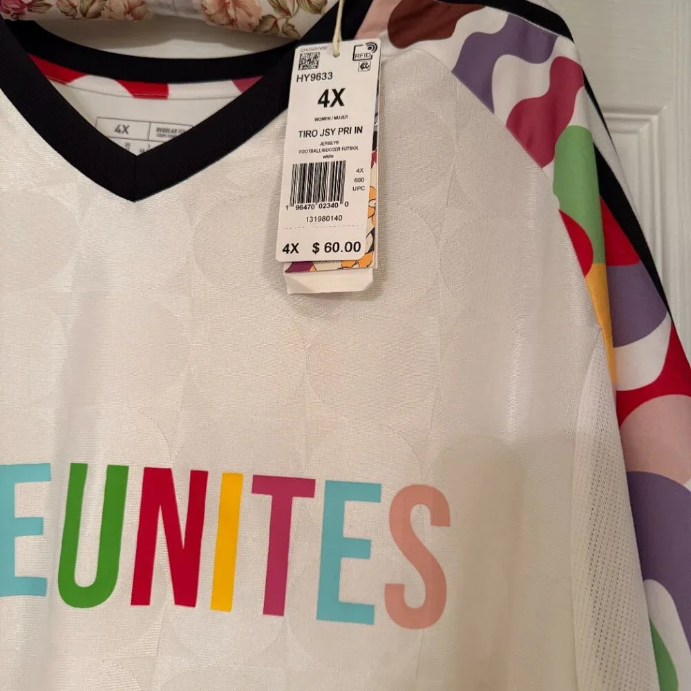 women's shirt - Picture 5 of 7